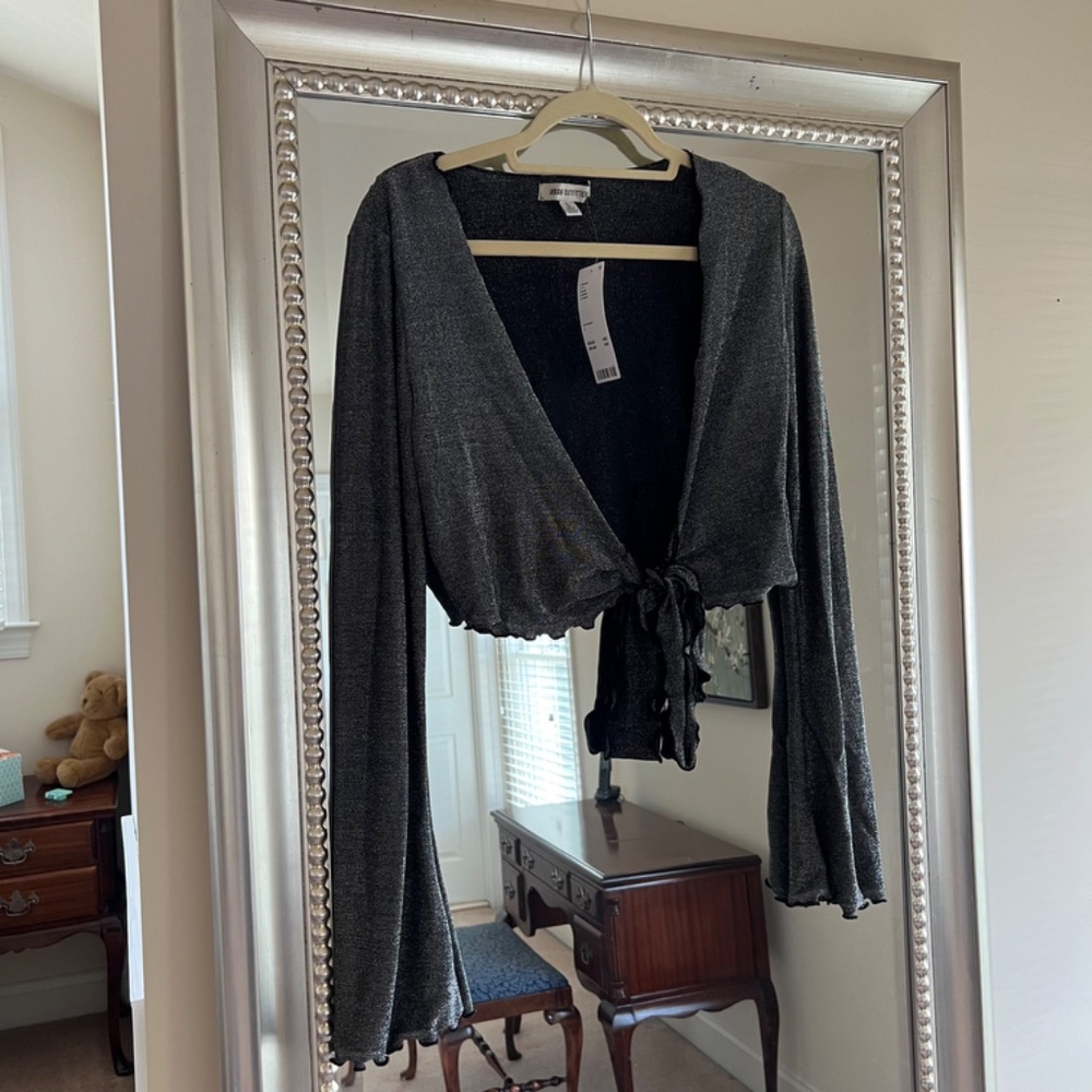 Sparkle Long-Sleeve Grey/Black Top - Urban Outfitters - Large (L)